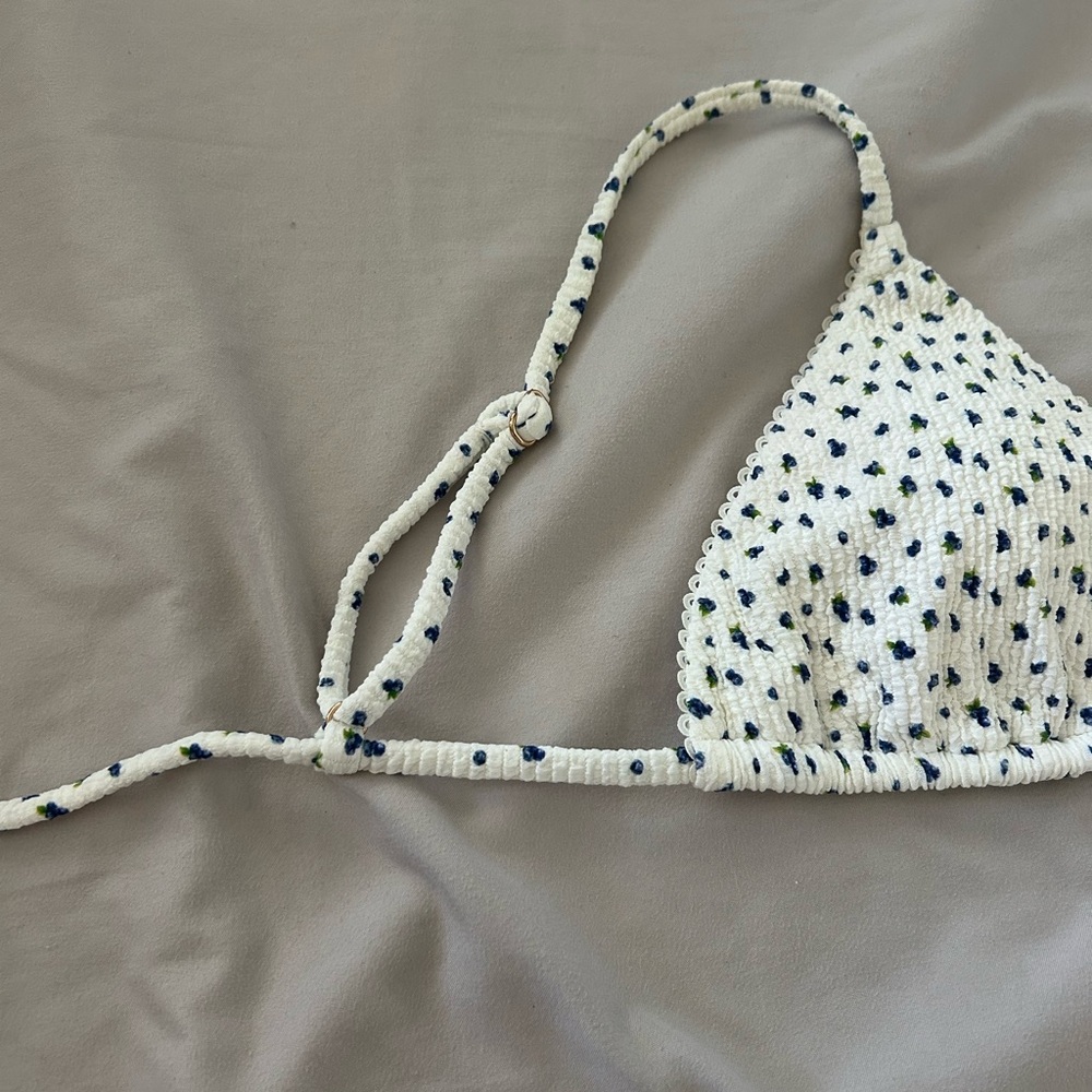 Blueberry Bikini Top - Picture 6 of 9